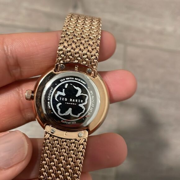 Brand new Ted Baker Rose Gold Watch with Pink Dial and metal strap - Picture 6 of 7